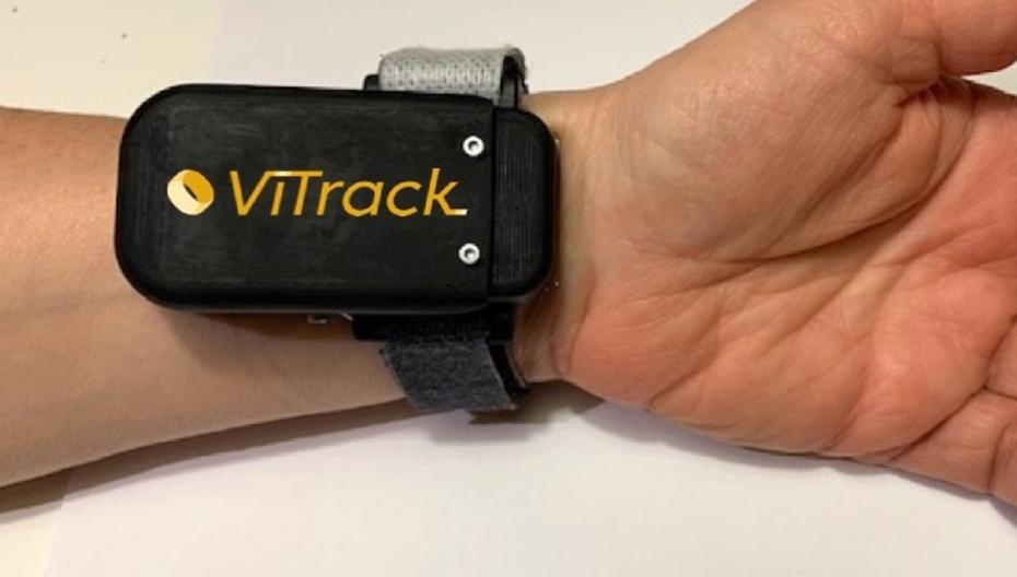 ViTrack для непрерывного и неинвазивного мониторинга давления крови