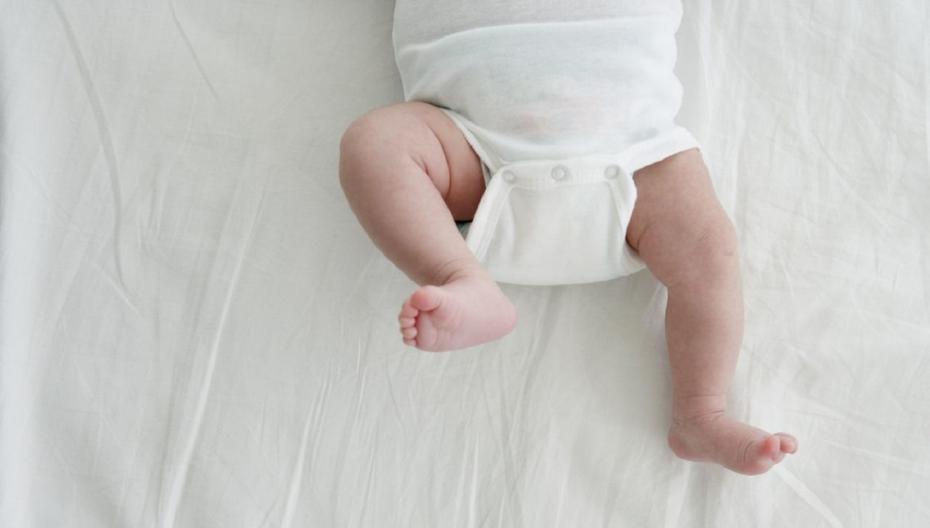 Манжета для обнаружения ранних признаков расстройств движения у младенцев