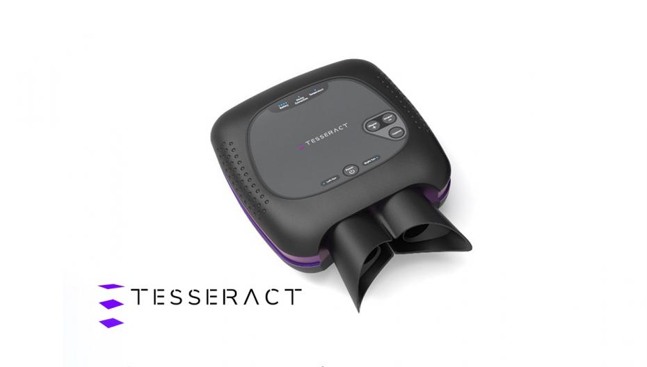 Tesseract iC: Компактное устройство для диагностики заболеваний по глазам