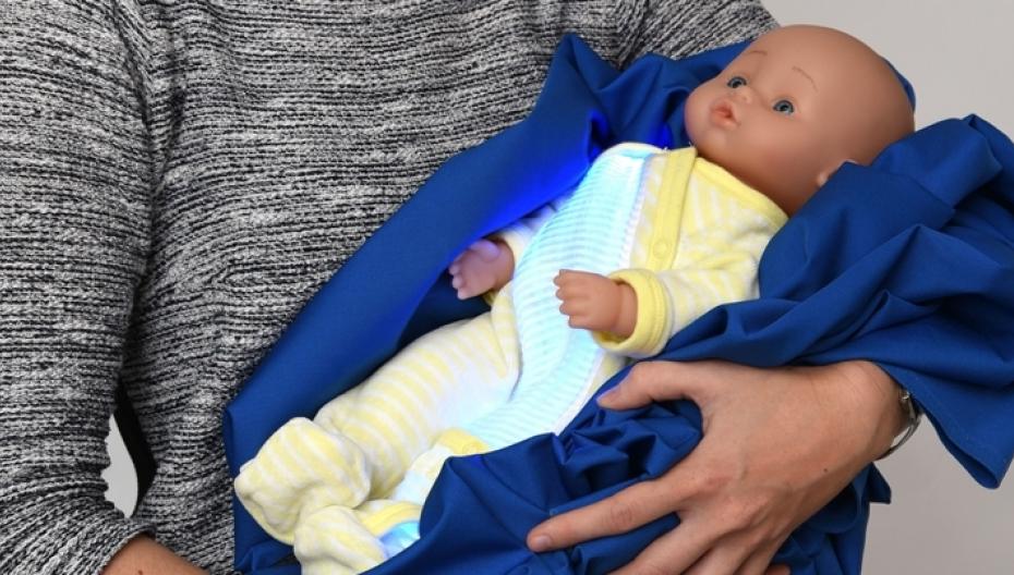 Пижама помогает лечить желтуху у новорожденных