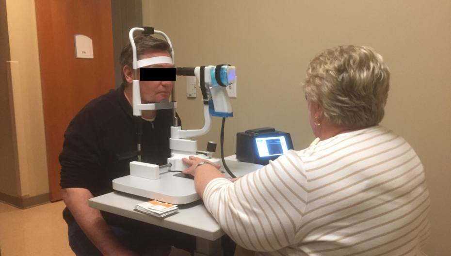 Дешевое портативное устройство для сканирования сетчатки глаза
