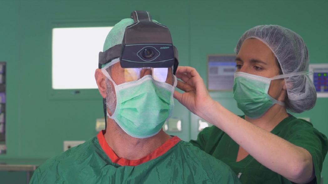 Augmedics: Технология дополненной реальности для спинальной хирургии