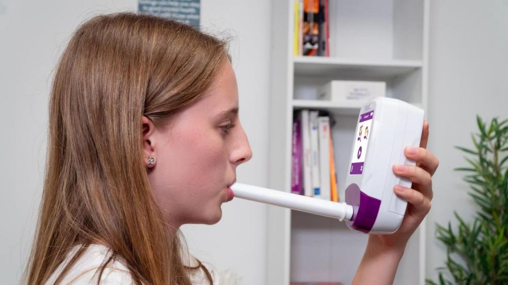 Устройство для диагностики астмы может использоваться для обнаружения заражения COVID-19