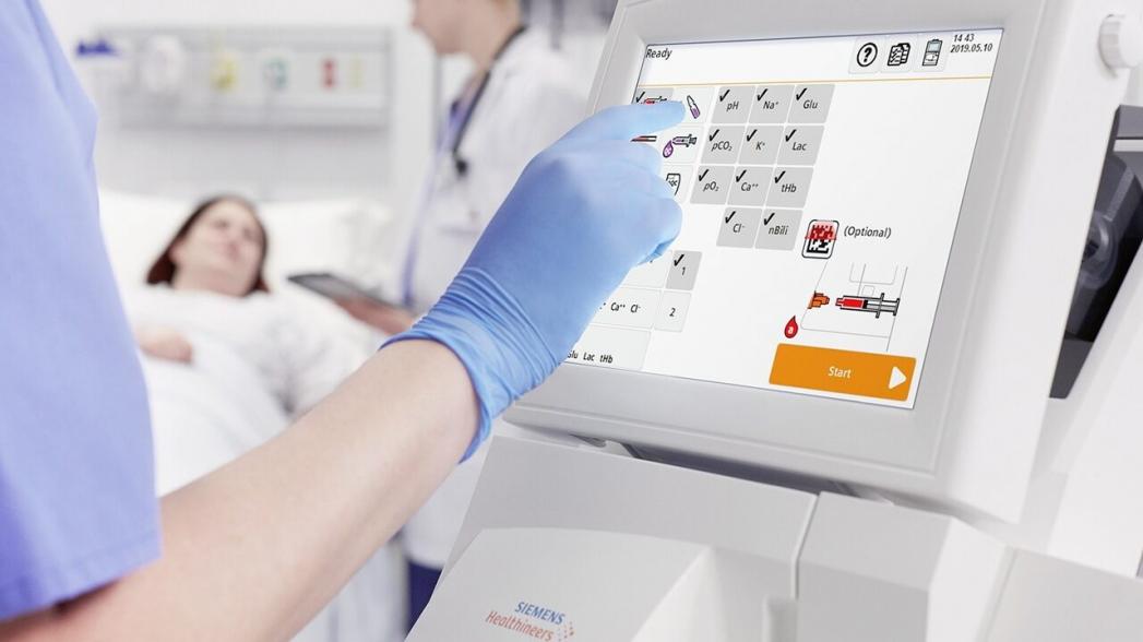 Анализатор газов в крови RAPIDPoint 500e для помощи пациентам под ИВЛ