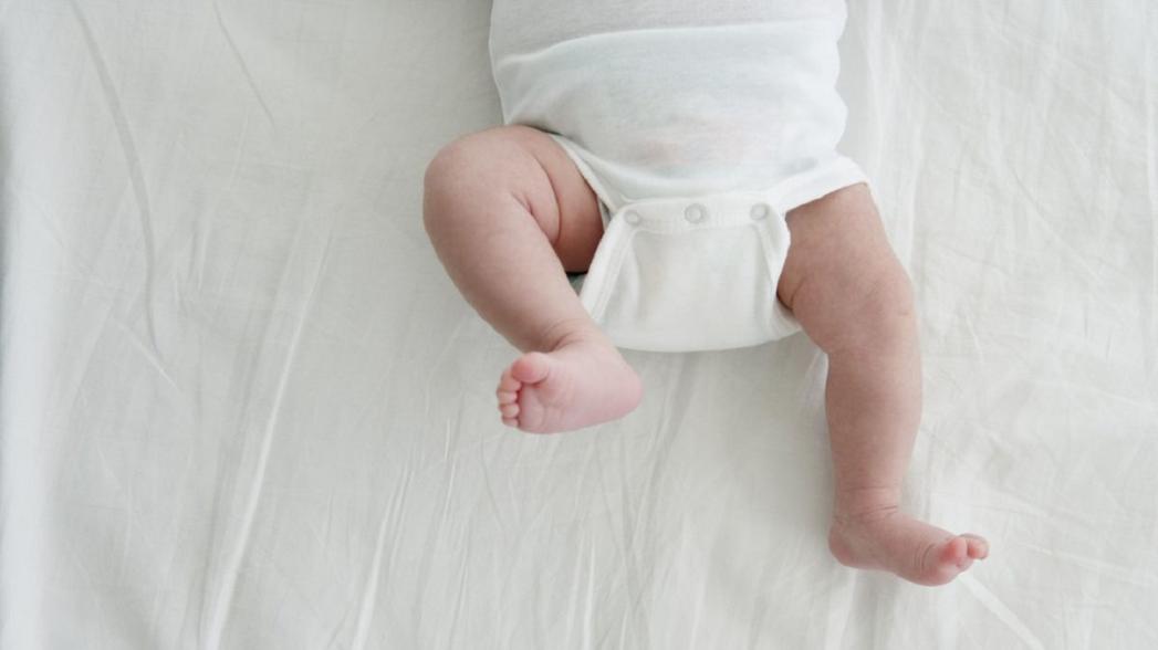 Манжета для обнаружения ранних признаков расстройств движения у младенцев