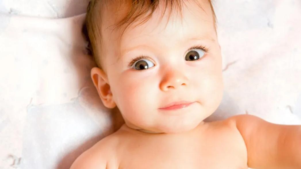 Устройство, способное на ранней стадии выявить косоглазие у младенцев