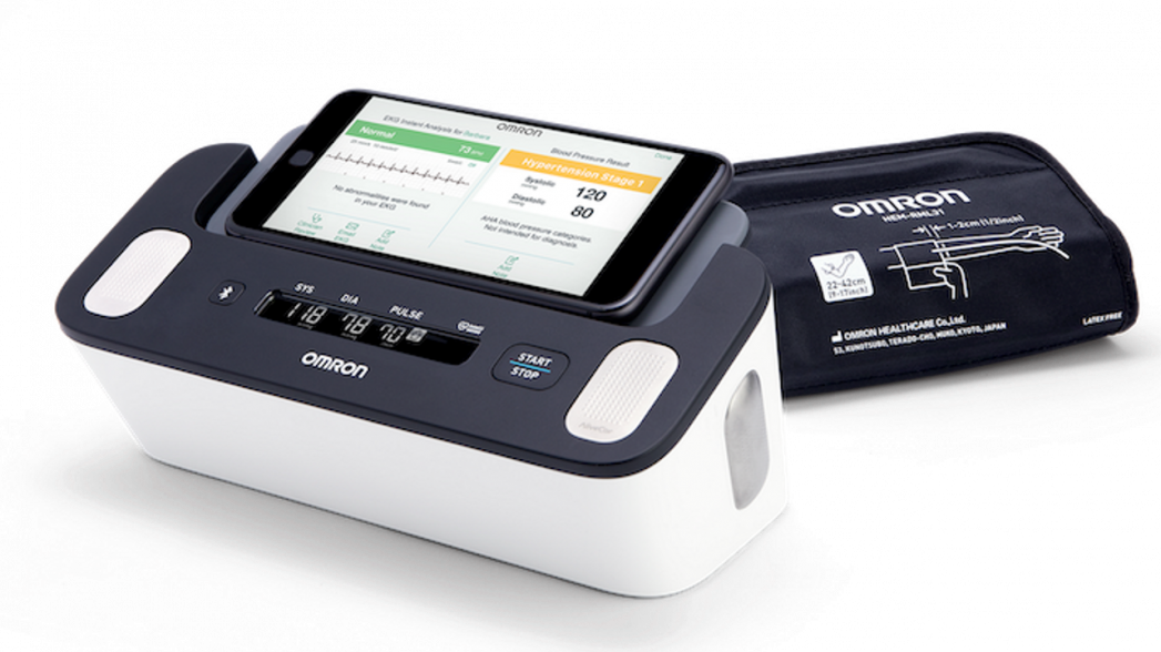 Omron сертифицировала свой монитор для одновременного контроля ЭКГ и давления крови