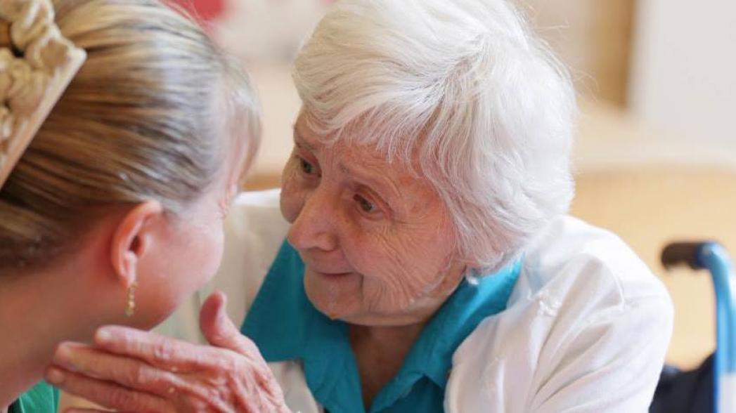 Приложение помогает тренировать мозг пожилым людям, чтобы снизить риск деменции